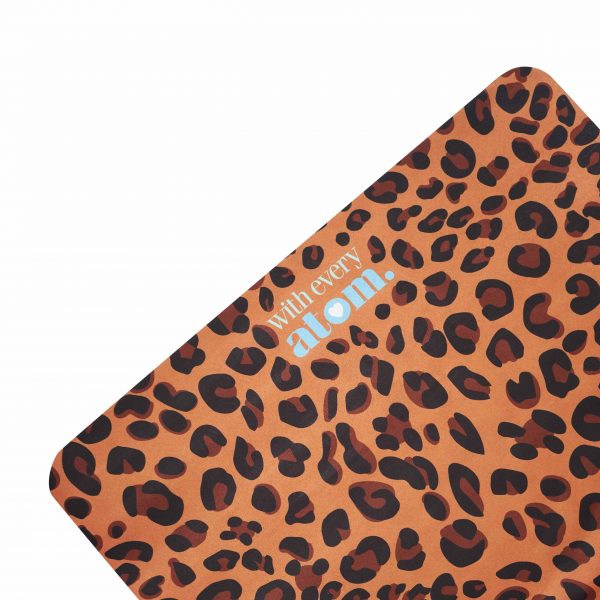 Premium high-grip microfiber yoga mat - Panther / Leopard
